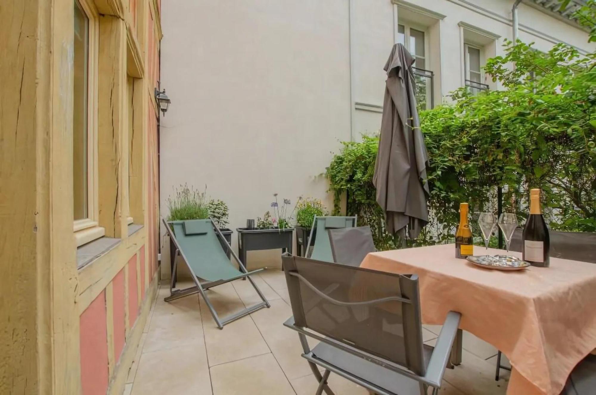 Superbe Appartement Au Coeur De Troyes Luaran gambar
